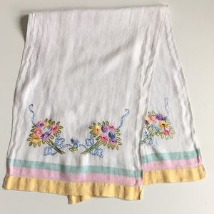 Vintage Linen Hand Embroidered Tea Dish Hand Towel